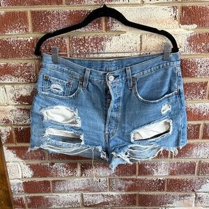 Levi's 501 Cut-Off Shorts Light Blue Denim High Rise Mini Women’s 31